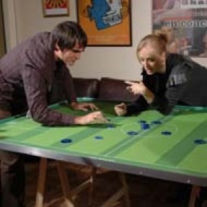 angelica e samuel rosa jogando botão